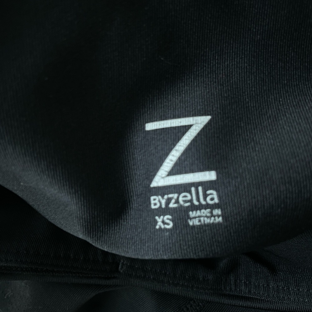 Z By Zella Black Solid Capri Leggings Size XS Polyester Yoga Workout - Picture 4 of 5